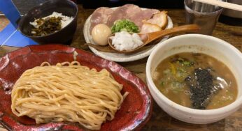大阪肥後橋『進化驀進 京町堀本店 （しんかばくしん）』こだわりつけ麺いただきました！【姫しばグルメ】